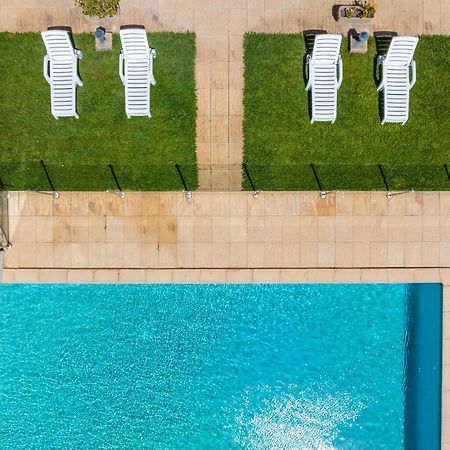 Noemys Toulon La Valette - Hotel Restaurant Avec Piscine Exteriér fotografie