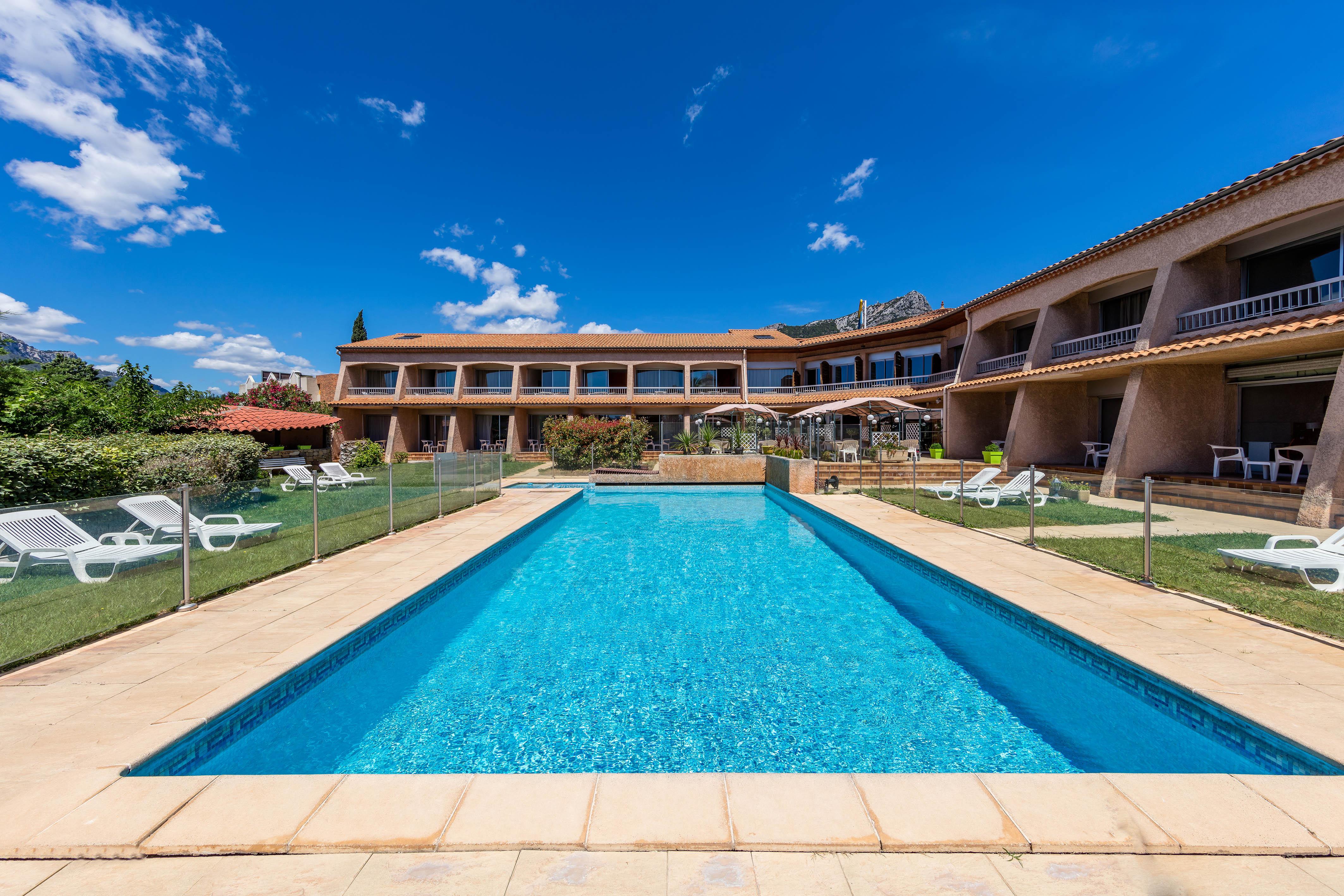 Noemys Toulon La Valette - Hotel Restaurant Avec Piscine Exteriér fotografie